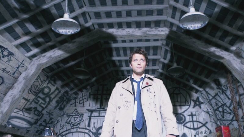 4x01 Cas wings
