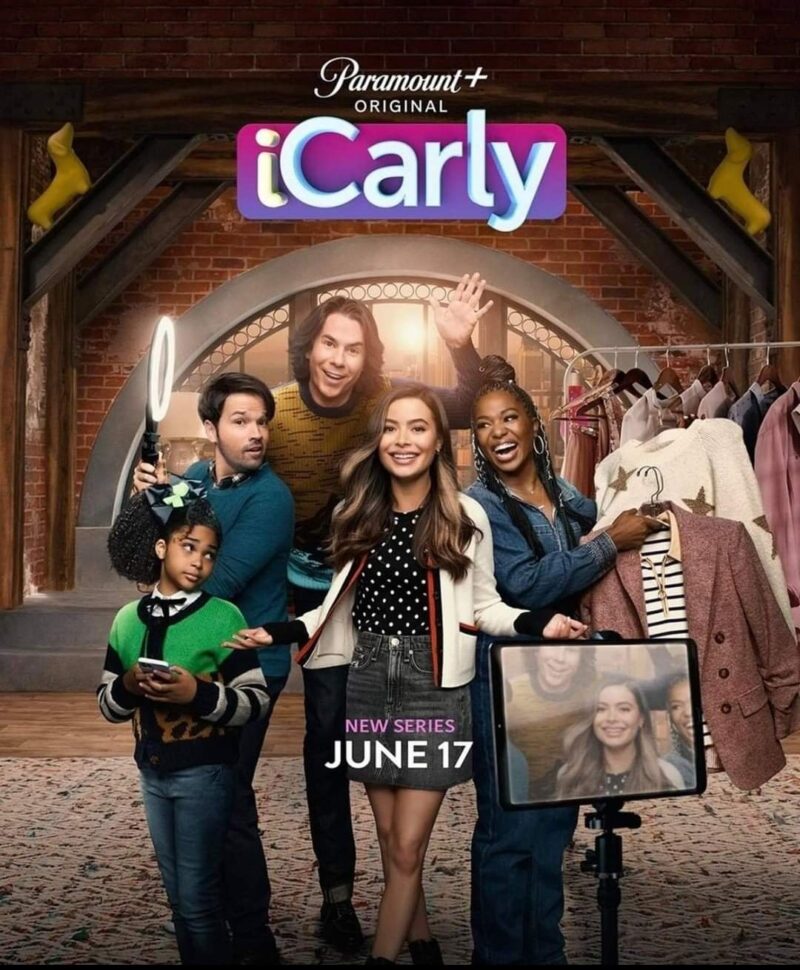 iCarly Poster