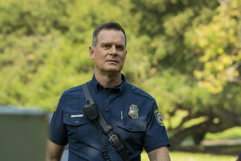Peter Krause in 9-1-1