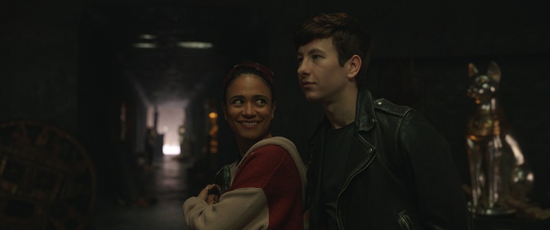 Lauren Ridloff and Barry Keoghan in Eternals