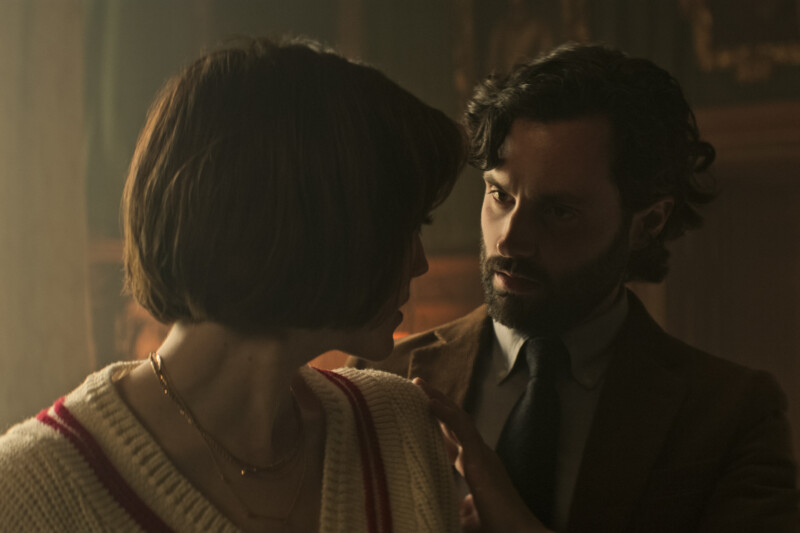 This image has an empty alt attribute; its file name is You_S4_E4_2-1.jpg